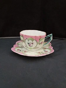 Vintage Teetasse und Untertasse rosa mit Blumenmuster - Bild 1 von 4