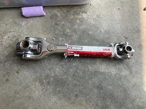 JobSmart Dog Bone 8 in 1 Multi-socket Wrench w/ Magnet Holder - New - Picture 1 of 2