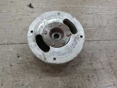 Suzuki K15 Hillbilly 1966 volante de inercia de encendido fabricante original Foto 1 de 2