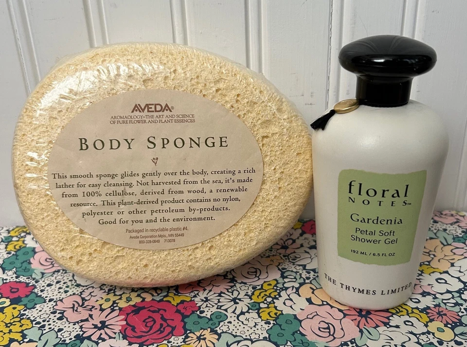 THE THYMES LIMITED GARDENIA GEL DE DUCHA Y ESPONJA CORPORAL GRANDE AVEDA 100% CELULOSA Foto 1 de 4