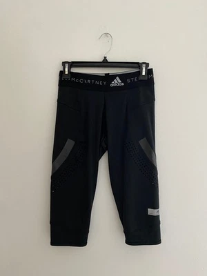 Pantalones capri negros Adidas Stella McCartney talla pequeña Foto 1 de 4