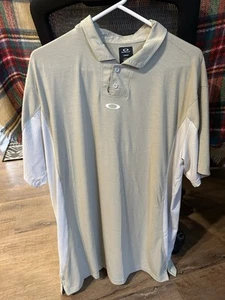 2 PIECE LOT OAKLEY GOLF SHIRTS 2XL HYDROLIX ONE KHAKI ONE GRAY BIN C - Picture 1 of 10
