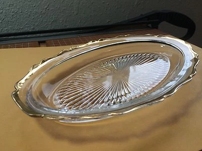 VINTAGE Clear Glass Oval 24K TRIM Serving Dish 9 X 5 1/2" - Image 1 of 2
