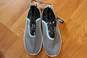 NWT GIRLS BOYS SPEEDO SZ 5 6 WATER SHOES - Picture 1 of 6