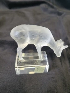 Lalique Cristal Deer Figurine - Picture 1 of 6
