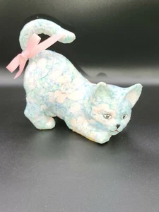 Vintage Decoupage hellblau Blumen Katze signiert - Bild 1 von 5