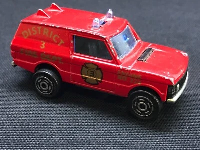 Majorette Range Rover Fire Vehicle Collectable Scale 1:60 (Damage rear axle) - Image 1 of 4