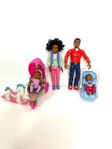 Cochecito Fisher Price Loving Family Dolls 2002 afroamericano papá mamá 2 bebés - Imagen 1 de 4