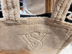 Bolso grande Victoria's Secret - Imagen 1 de 9