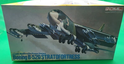 DML Boeing B-52G Stratofortress 2001 1/200 Nuevo en Caja Modelo Kit NUEVO/Caja Abierta Foto 1 de 4
