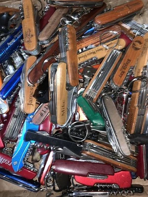 TSA Confiscated Pocket Knives/Multitools Lot! - Image 1 of 3