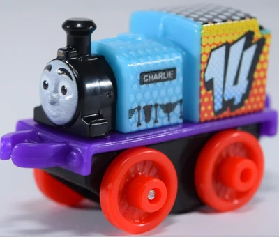 Thomas & Friends MINIS - arte pop - CHARLIE - trenes - Nuevo en paquete Foto 1 de 2