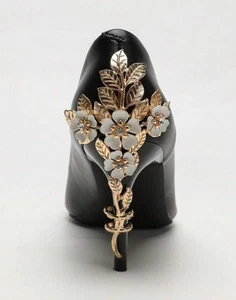 Luxury Floral High Heel Shoe Decorations – 2pcs Elegant Clip-On Heel Accessories - Picture 1 of 5