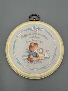 Vintage 1984 Hallmark Plaque Softness And Sweetness And Love Live Here Now - Picture 1 of 5