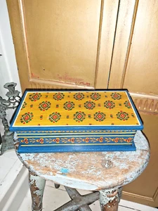 INDIAN HAND PAINTED FLORAL WOODEN BOX/TRINKET/JEWELLERY BOX - Picture 1 of 11