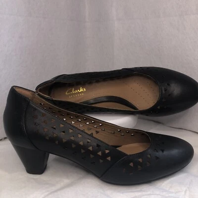 Clarks Court Shoes “Denny Dallas" Ladies Black Leather Smart Court Heels UK 5D, - Image 1 of 4