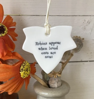 Hoja Cerámica Este de la India "Aparecen Robins" Otoño Colgante Decoración Regalo 5x5cm Foto 1 de 4