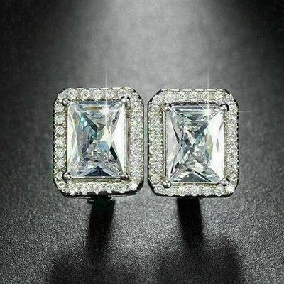 Halo-Ohrstecker mit künstlichem Diamant im Smaragdschliff von 3,00 Karat... - Bild 1 von 4