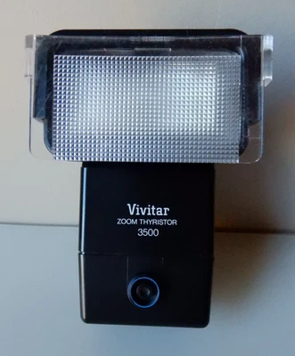 Vivitar Zoom Thyristor 3500 Flash - not working - Image 1 of 4