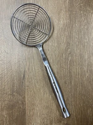 Revolution Wire Skimmer LE CREUSET Stainless Steel NWT Deep Fry or Boiled Metal - Image 1 of 4