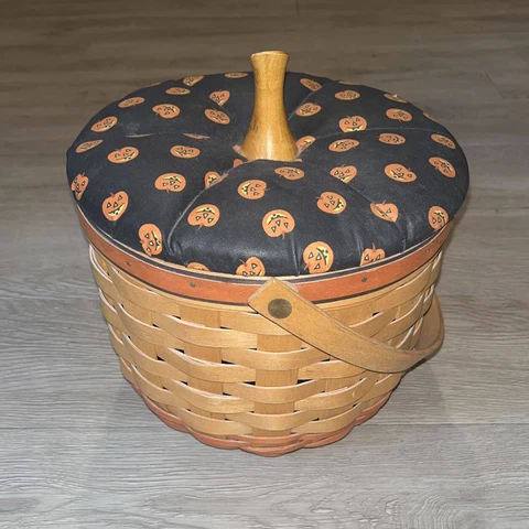Longaberger 9” Halloween Pumpkin Basket 1995 Cover