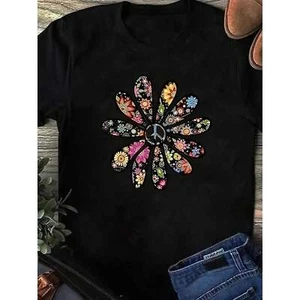 T-shirt with Printed Pattern for Women - Casual Round Neck Short Sleeved Top - Picture 1 of 12