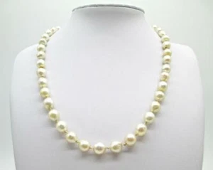 17 INCH GENUINE CULTURED PEARL STRAND 10 KT WHITE GOLD CLASP 7.7 mm - Picture 1 of 4