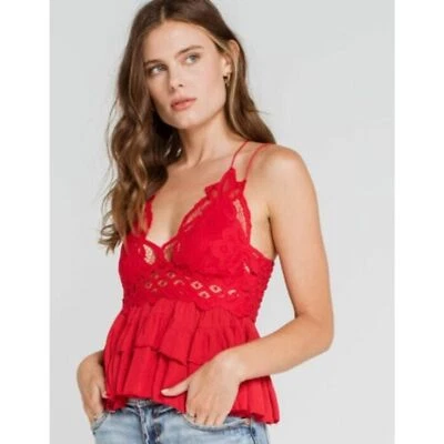 Free People Nuevo con Etiquetas Adella Cami Fluido en Niveles Crochet Encaje Forrado Top Rojo Pequeño Nuevo Foto 1 de 4