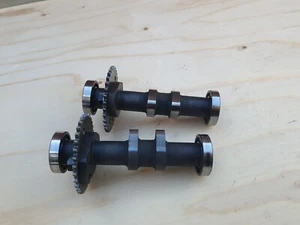 HYOSUNG GV 125 GV125 AQUILA 2007 Front Intake & Exhaust Camshaft Cams - Picture 1 of 10