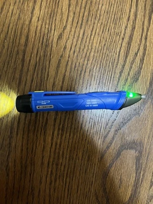 Kobalt Non-Contact Voltage Tester w/ Flashlight - Image 1 of 4