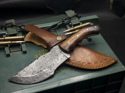 Handmade Damascus Steel Tracker knife Wood Handle, Leather Sheath - Image 1 of 4