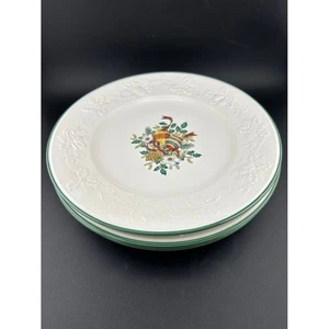 Mikasa Holiday Season Christmas Plates Set of 4 Poinsettia Ornaments Green Trim - Picture 1 of 6