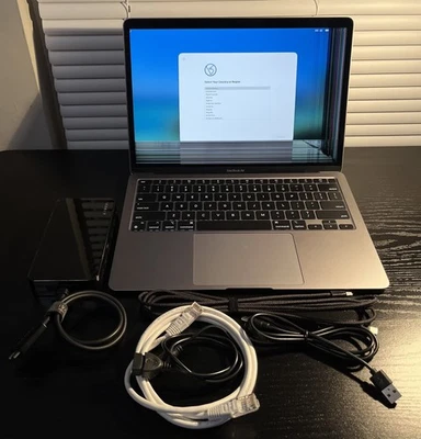  Apple MacBook Air M1 8-Core 13.3" 8GB RAM 256GB SSD Space Gray MGNG3LL/A Tahoe - Image 1 of 4