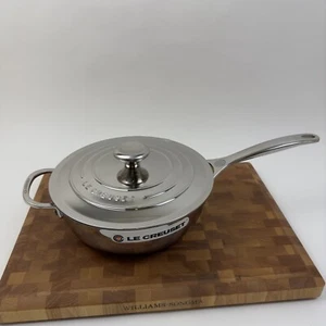 Le Creuset Dreilagig Edelstahl Antihaft Sauciere Pfanne 3,5 Quart Abgenutzt Lesen - Bild 1 von 13
