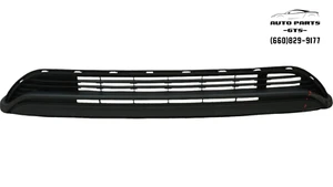 2020-2021 TOYOTA HIGHLANDER HYBRID FRONT LOWER BUMPER COVER VALANCE OEM - Picture 1 of 12