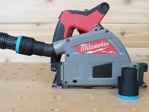 Adaptador de manguera de aspiradora de tienda de 1 7/8" para sierra de oruga Milwaukee - Imagen 1 de 3