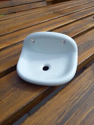 Vintage Ceramic Wall Mounted Soap Dish White Immaculate Condition • 6.91€