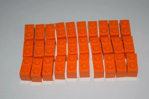 30 mattoncini Lego arancioni 1 x 2 (3004 / 93792) E49 - Foto 1 di 1