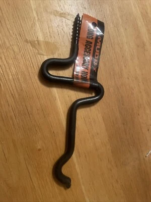 Muddy Treestands MUD-BH001 Long Accessory Hook Hang Bow & Deer Hunting Gear - Image 1 of 3