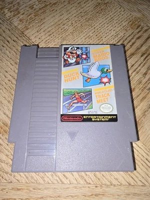 Super Mario Bros. / Duck Hunt / World Class Track Meet (Nintendo NES) - Image 1 of 3