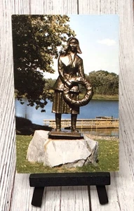 Mora, Minnesota MN ~ Kranskulla Statue Wreath Girl Vasaloppet Ski Race Postcard - Picture 1 of 4