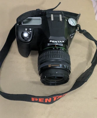 Pentax K110D Spiegelreflexkamera mit smc DA 18-55mm Kit-Objektiv Getestet - Bild 1 von 4
