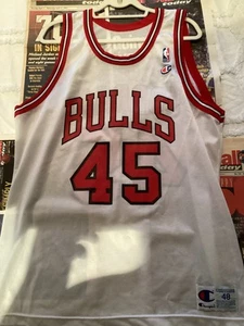 Michael Jordan #45 Chicago Bulls Jersey Size 48 Champion Brand  NBA - Picture 1 of 6