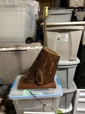 "Lámpara de madera de 21"" con base para cabaña de troncos lámpara de troncos rústica lámpara de madera natural luz" Foto 1 de 4