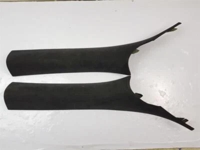 McLaren MP4-12C 2009 V8 interior Alacatnara un pilar moldura lado derecho rojo 11N1611CP  Foto 1 de 4