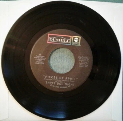 Three Dog Night "Pieces of April / The Writings On The Wall" 7" 45 rpm 45-D-4331 - Image 1 of 2