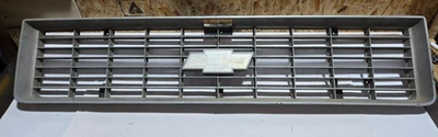 73-78 CHEVY CHEVROLET PICKUP C10 C20 C30 PARRILLA EMBLEMA INSIGNIA OEM Foto 1 de 4