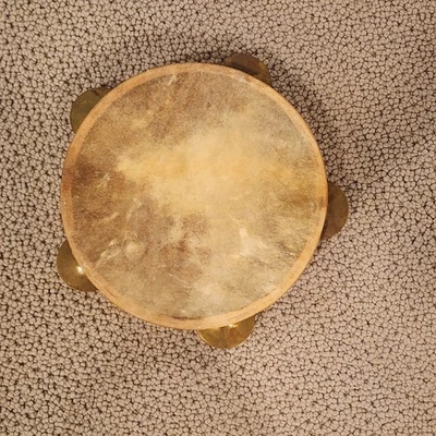 "Pandereta de mano vintage de madera de 10"" de diámetro, hecha en Pakistán".  Foto 1 de 4