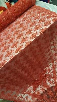 Flores florales de encaje rojas con cuentas a mano bordadas en malla plata Mylar graduación por Yrd Foto 1 de 4