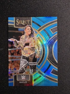 2024 Panini Select WWE - Bayley Light Blue Premier /199 #181 Prizm - Bild 1 von 2